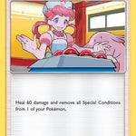 Pokemon Center Lady 064/68 - Hidden Fates