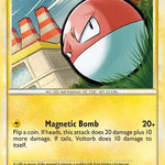 Voltorb 083/102 - Triumphant