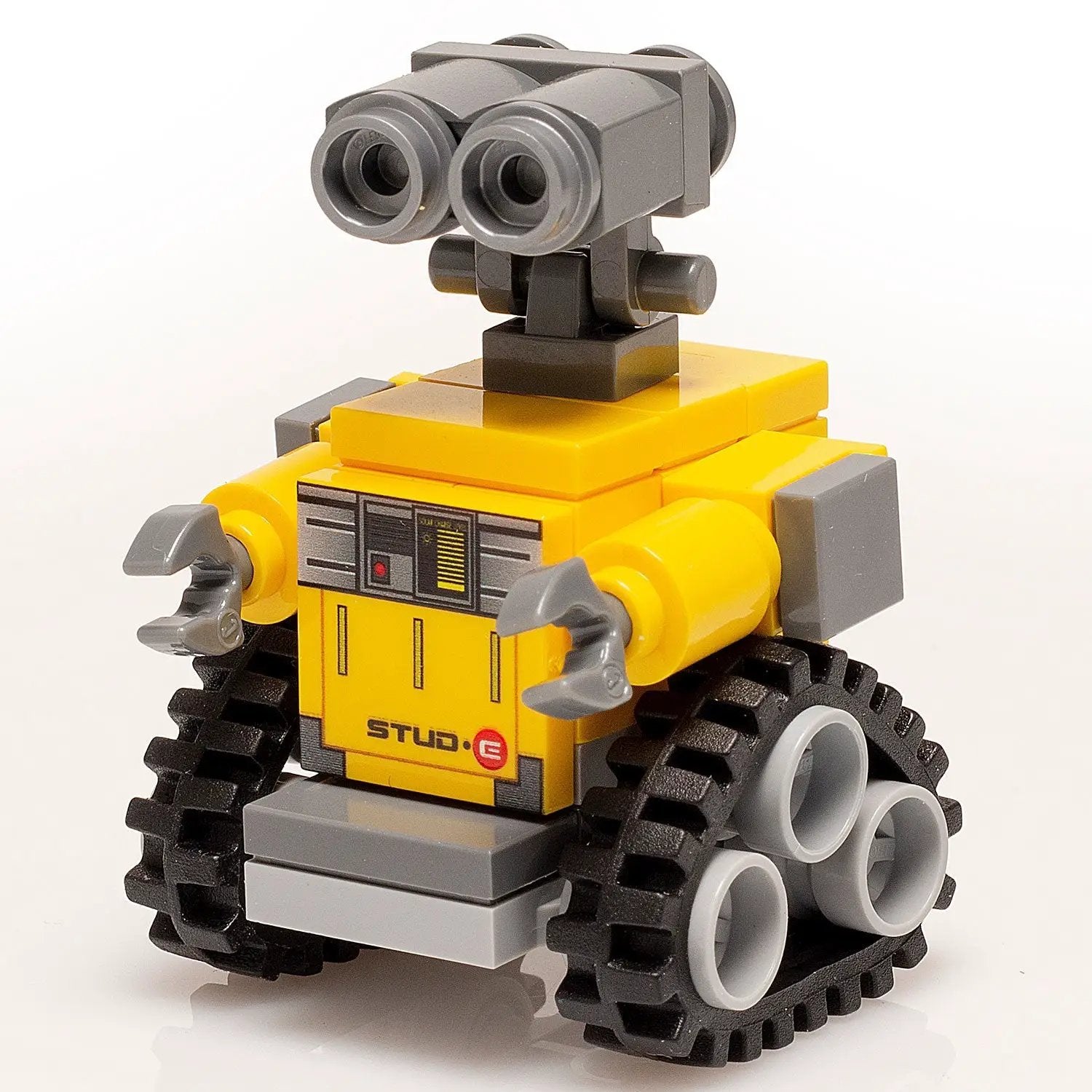 Stud-E Figure by B3 Customs