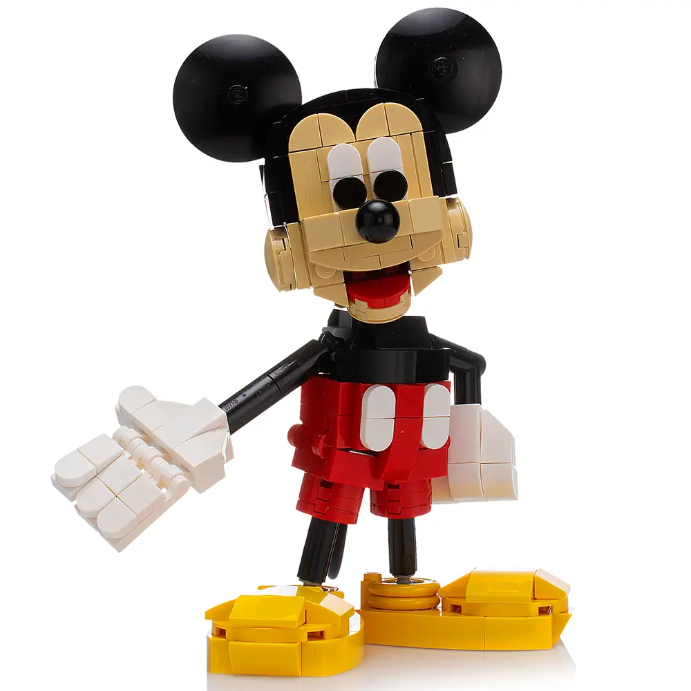 LEGO instructions for The Magical Mouse MOC by B3 Customs, showcasing step-by-step building guide for LEGO model.