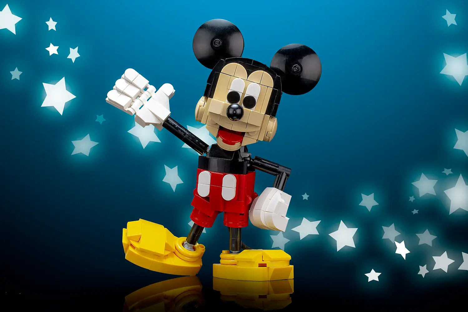 Instructions for building The Magical Mouse MOC with LEGO parts by B3 Customs, showing a detailed LEGO mouse model.