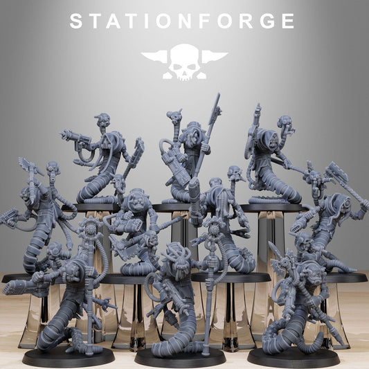 3D Printed Scavenger Serpents by StationForge Miniatures