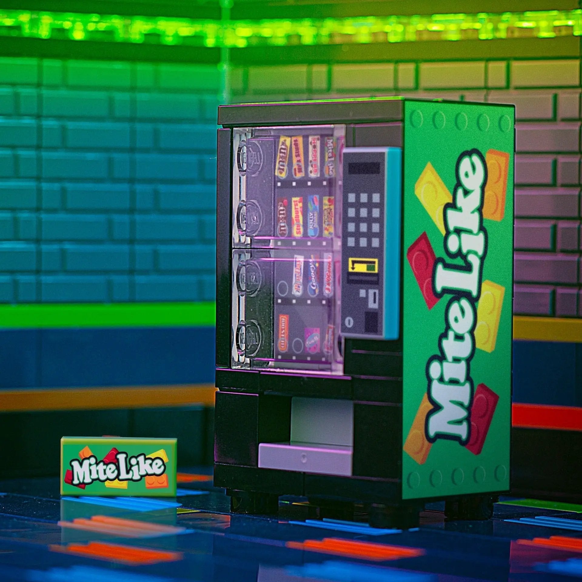 Mite Like - Candy Vending Machine made using LEGO parts by B3 Customs