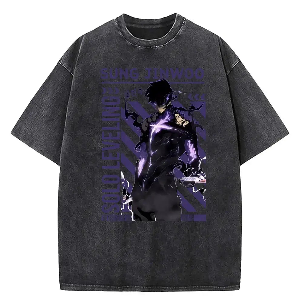 Infinite Visibility Solo Leveling vintage T-shirt made of washed cotton, featuring a streetwear design and graphic print.