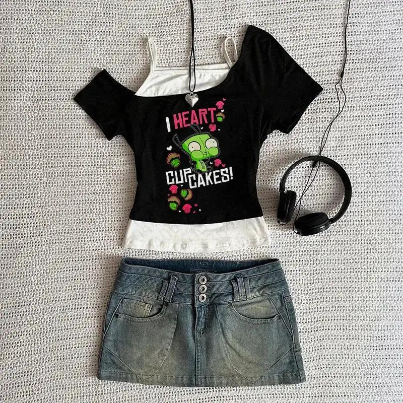 Cute Y2K women's tank top with suspenders from Infinite Visibility, featuring a Harajuku-inspired, trendy crop top design.