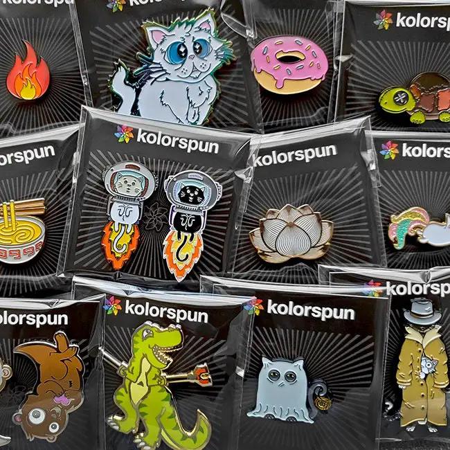 Kolorspun Yes Chef golf ball marker with colorful design, perfect for marking golf balls on the course.