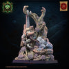 3D printed Lizard Kin Heroine miniature by Last Hope Miniatures for Lost Kingdom Miniatures, featuring detailed lizard character design.