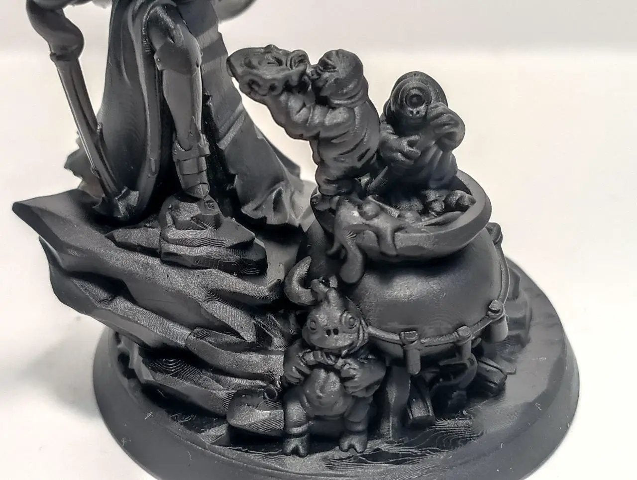 3D printed Phoebe the Unholy Well miniature by Last Hope Miniatures, showing intricate details and dark fantasy design.