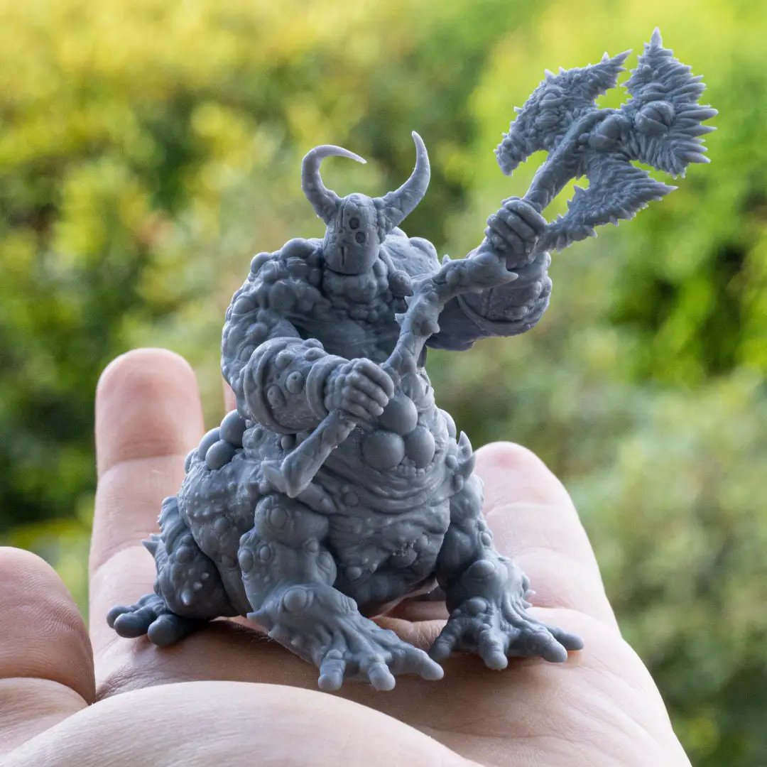 3D printed Plague Brother Pestilence miniature by Dark Gods Miniatures, showcasing detailed zombie-like figure with decayed armor.
