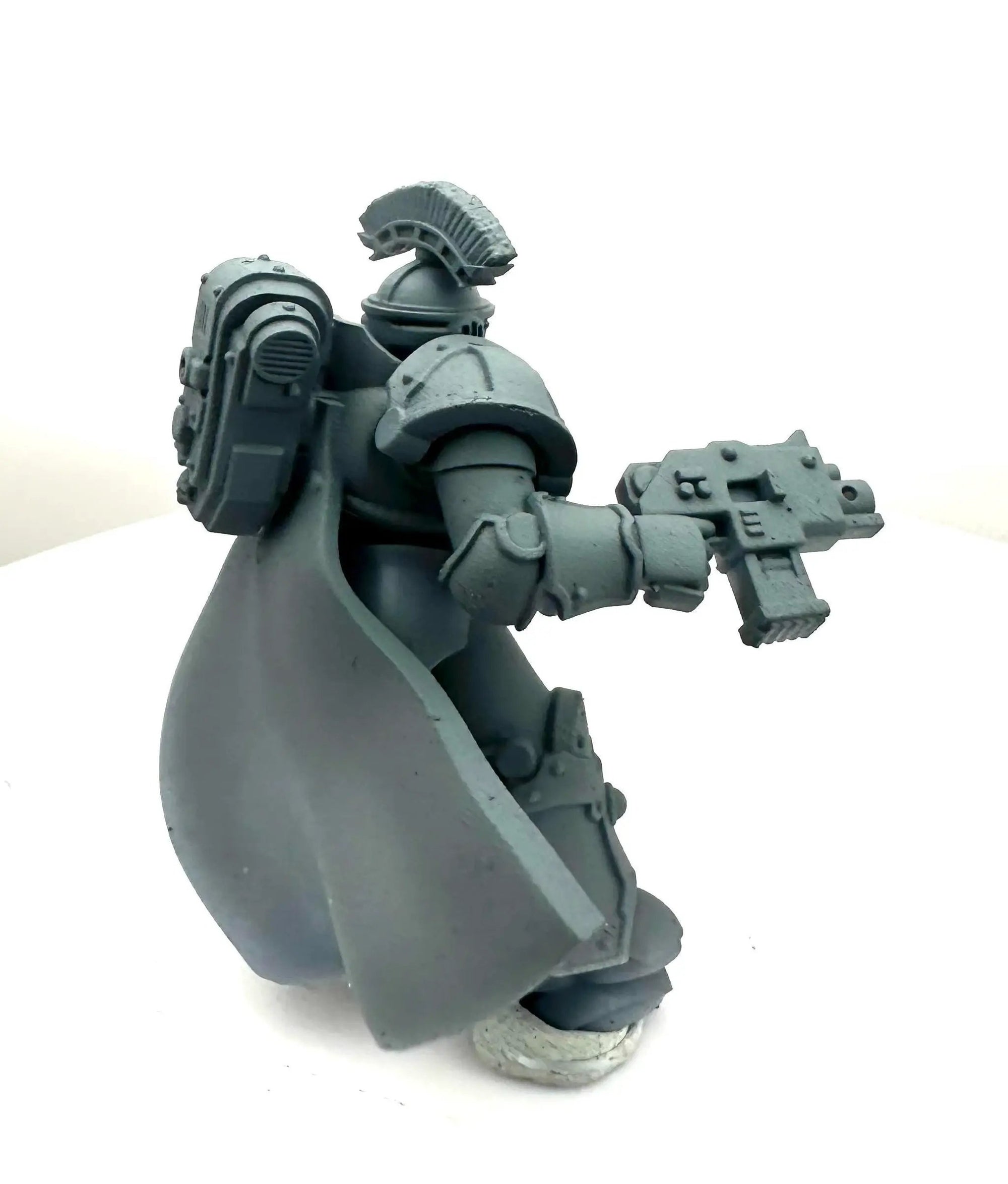 3D printed Princeps Justicar miniature by Last Hope Miniatures from DakkaDakka, featuring detailed armor and regal stance.