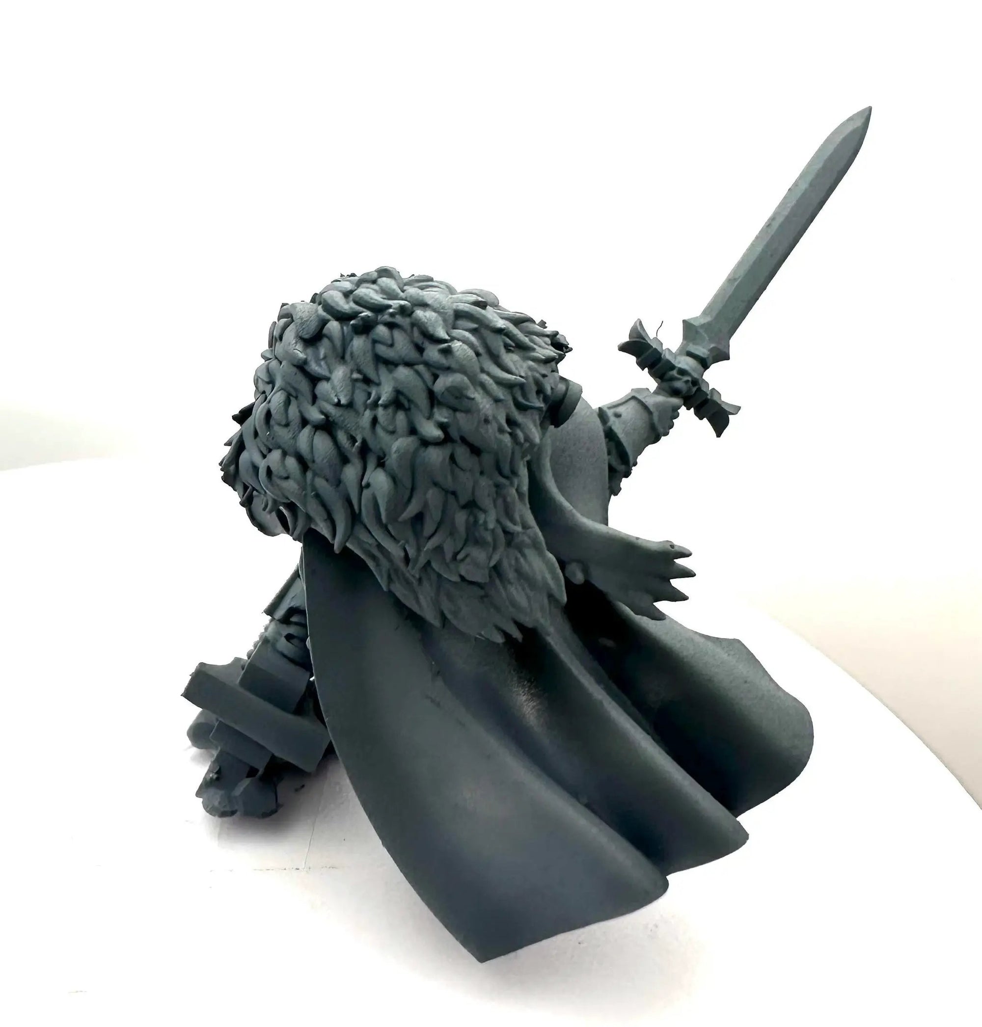 3D printed Richard the Lion Heart miniature by Last Hope Miniatures from DakkaDakka Miniatures, detailed medieval figure.