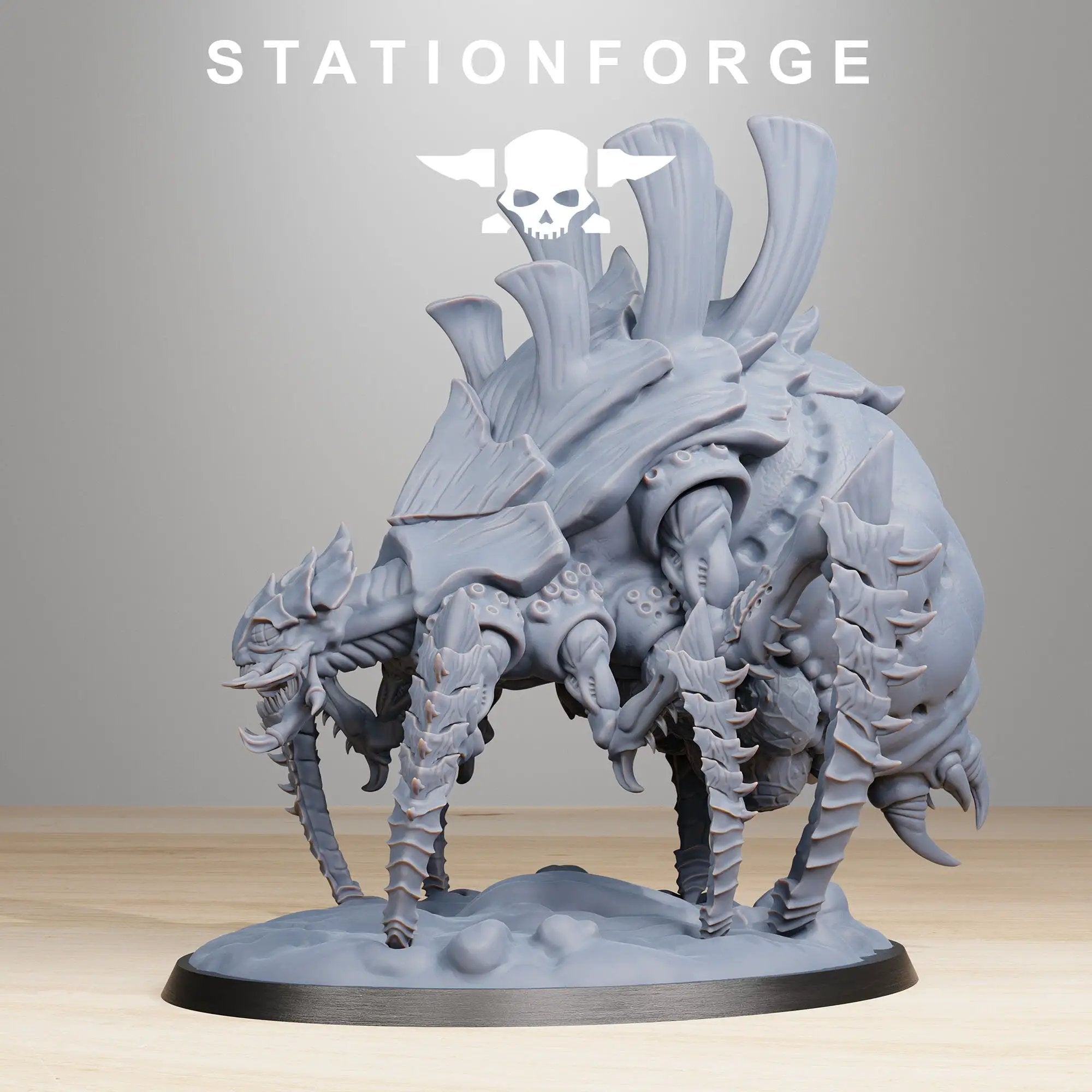 3D printed Xenarid Acidsychor miniature by StationForge, detailed alien creature from Last Hope Miniatures collection.
