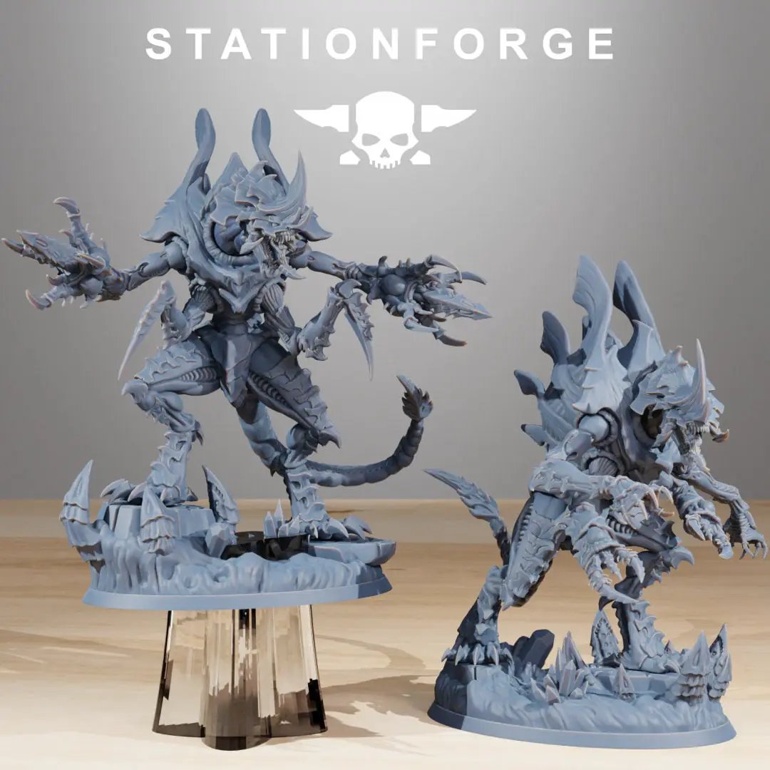 Two 3D printed Xenarid Devourers miniatures by StationForge, detailed alien creature models for tabletop gaming, by Last Hope Miniatures.