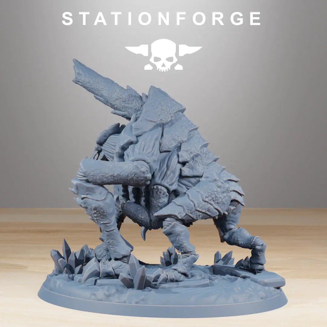 3D printed Xenarid Fluxus miniature by Last Hope Miniatures, detailed sci-fi alien figure from StationForge Miniatures series.