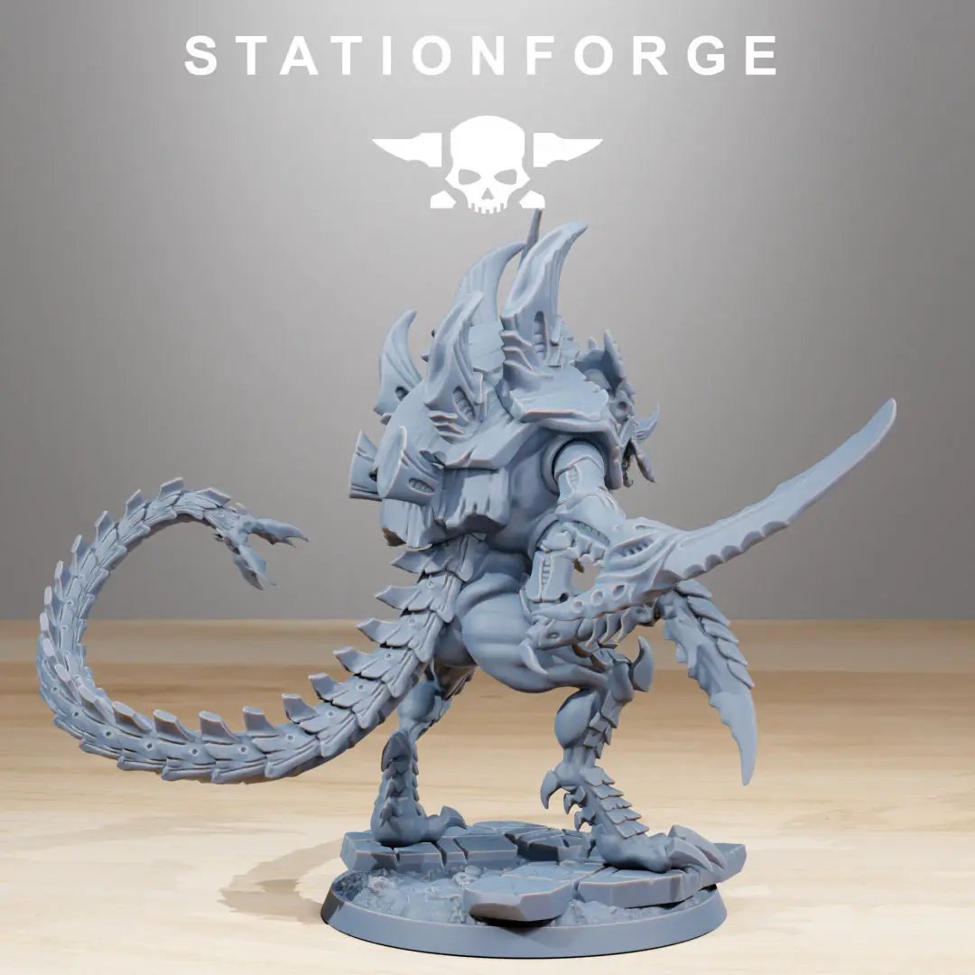 3D printed Xenarid Nyxar x2 miniatures from StationForge by Last Hope Miniatures, showing detailed alien creature models.