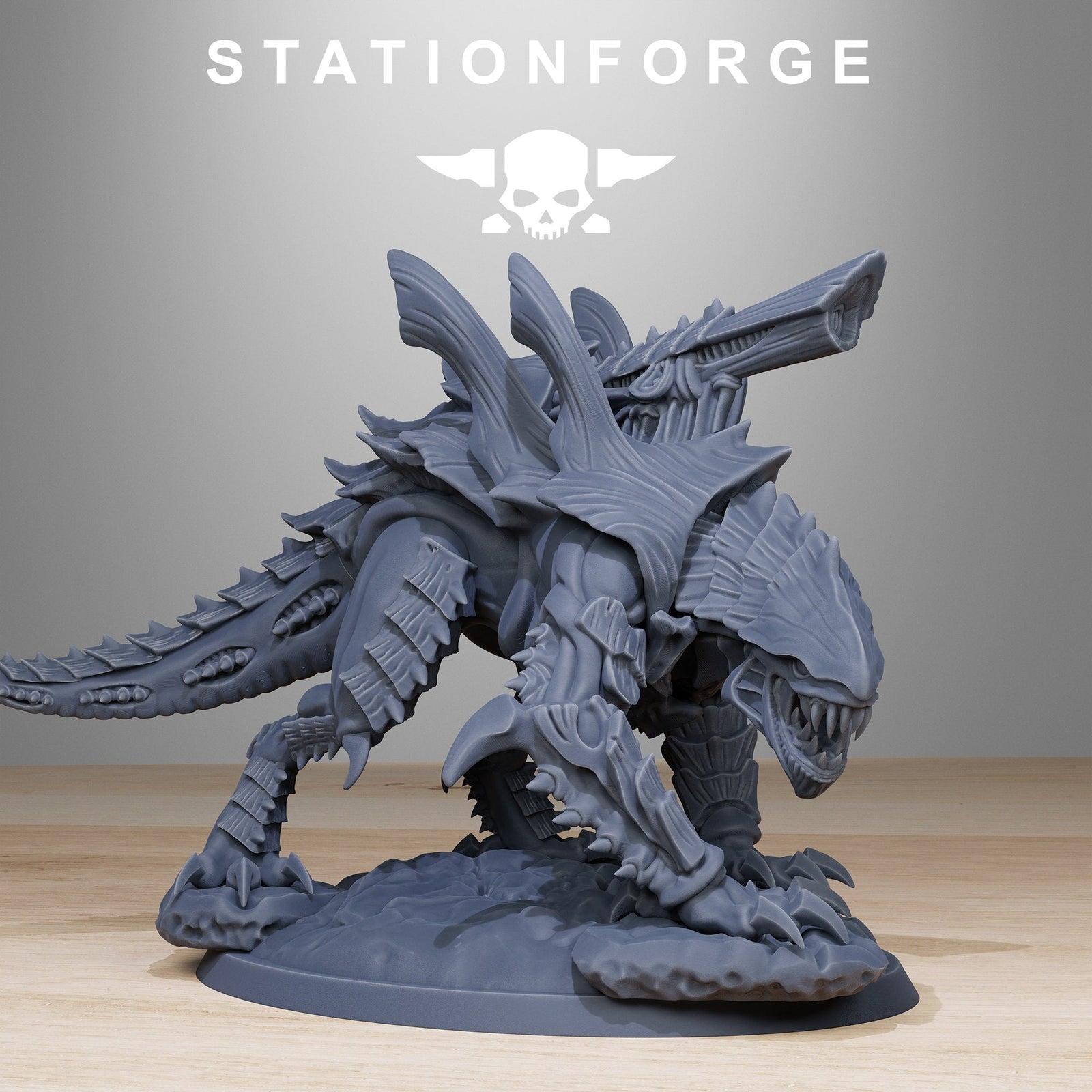 3D printed Xenarid Predator miniature by Last Hope Miniatures, detailed alien creature with sharp features and intricate textures.