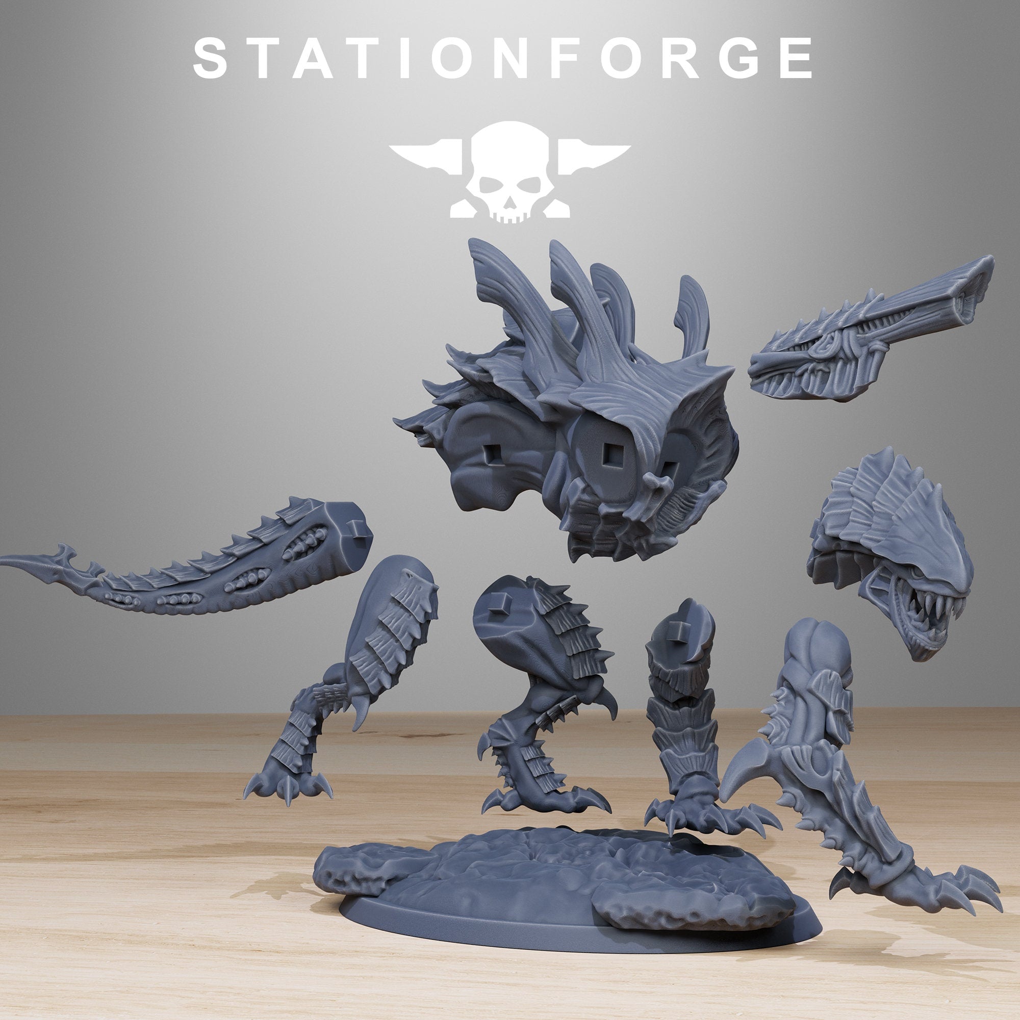 3D printed Xenarid Predator miniature by Last Hope Miniatures from StationForge Miniatures, detailed alien creature with sharp features