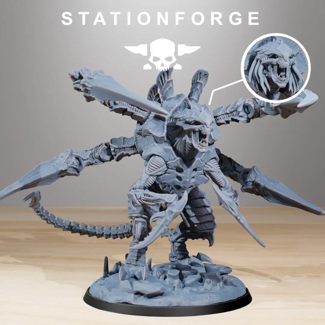 3D printed Xenarid Ravager Howler miniature by StationForge Miniatures, featuring detailed alien creature design for tabletop gaming.