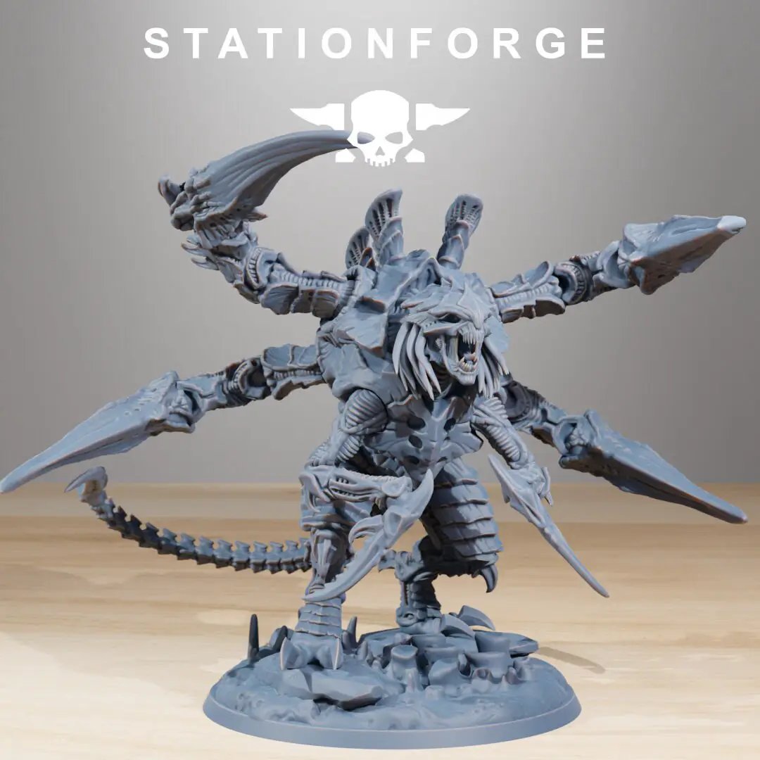 3D printed Xenarid Ravager Howler miniature by StationForge Miniatures, shown in detailed black and gray resin with intricate design features.