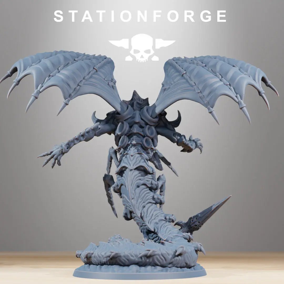 3D printed Xenarid Wormaak miniature by Last Hope Miniatures from StationForge, showing intricate alien creature details.