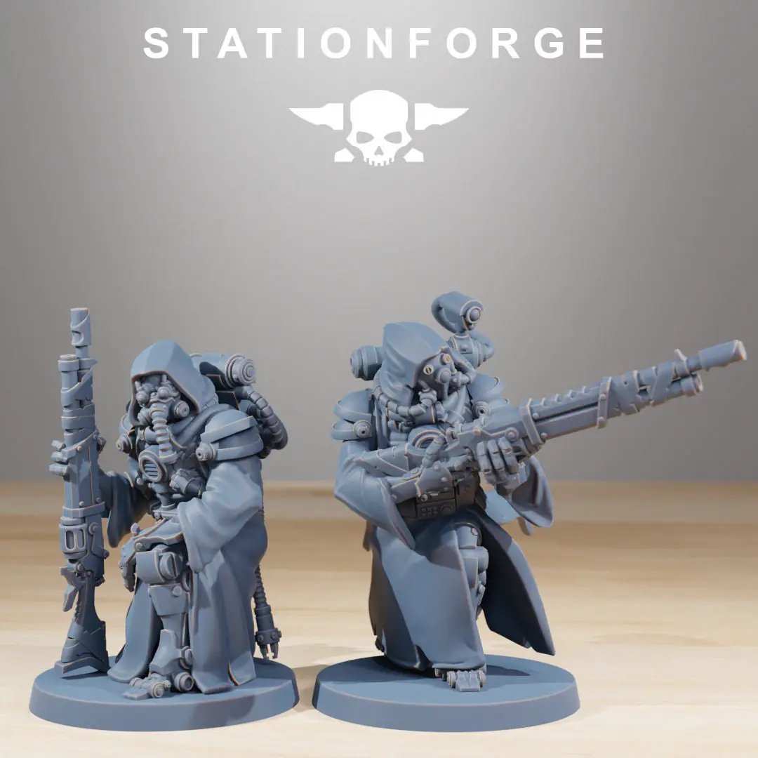 10 3D printed Scavenger Hunters miniatures by StationForge, designed for tabletop gaming, in Last Hope Miniatures style.