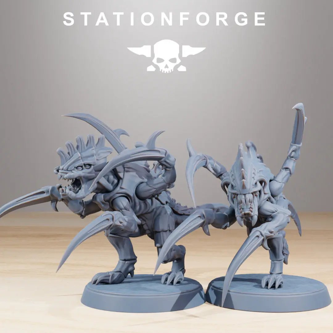 Set of 10 3D printed Xenarid Infantry miniatures by StationForge Miniatures, detailed alien soldier figures on a white background.