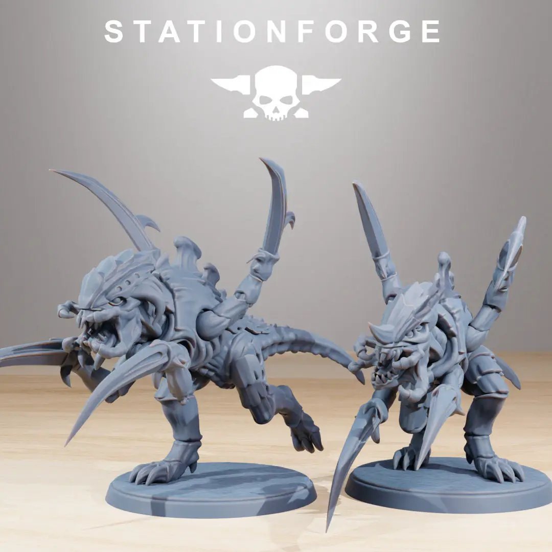 Set of 10 3D printed Xenarid Infantry miniatures by Last Hope Miniatures for StationForge, featuring detailed sci-fi soldier models.