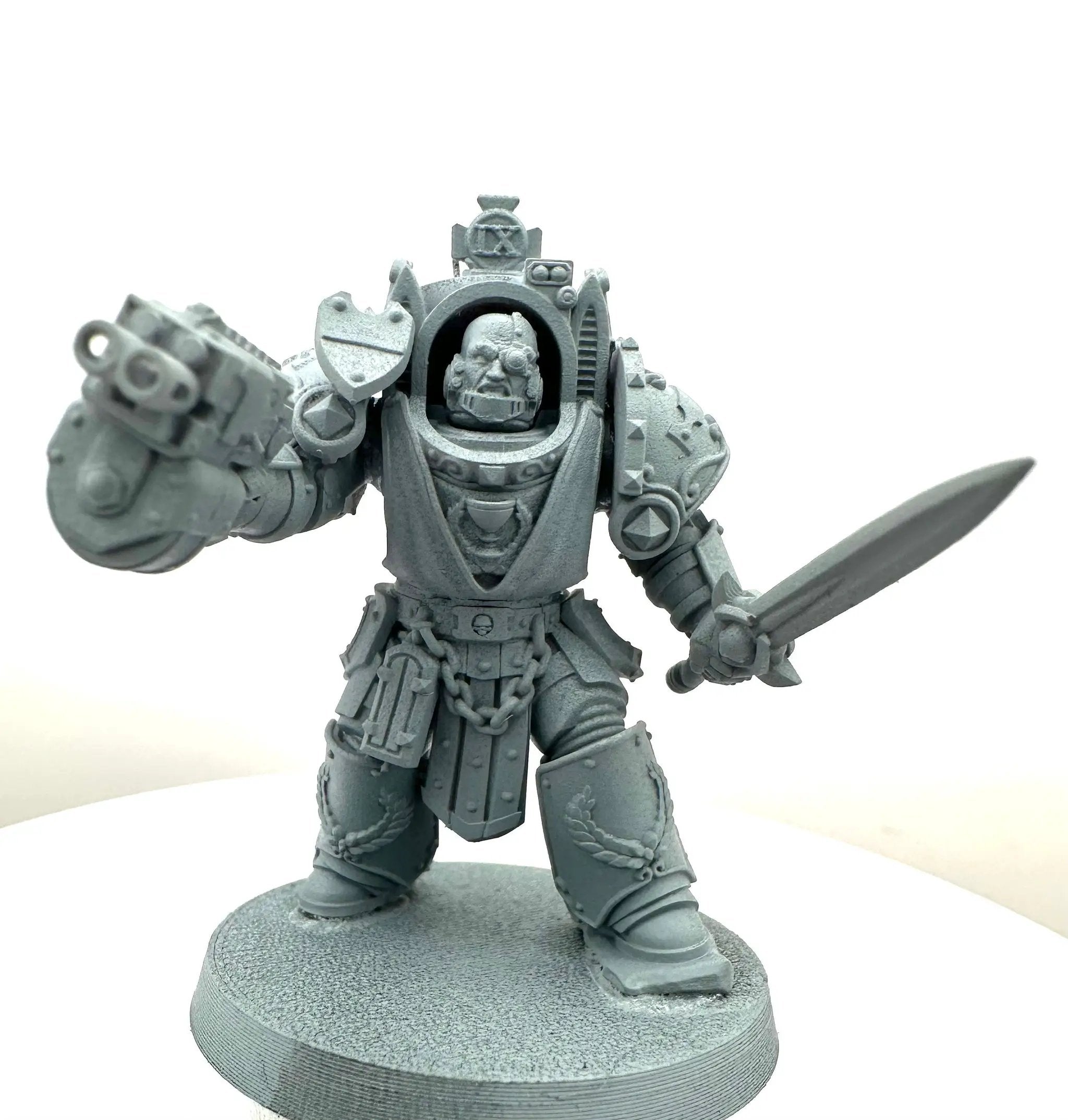 3D printed Crimson Wings Captain model in destroyer armor by Last Hope Miniatures, featuring detailed armor and wing details.