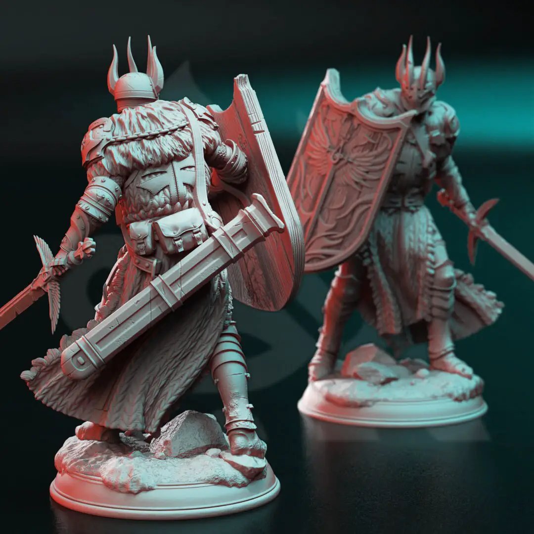 3D printed Divine Paladin of Conquest model by Last Hope Miniatures for DM Stash, featuring detailed armor and regal pose.