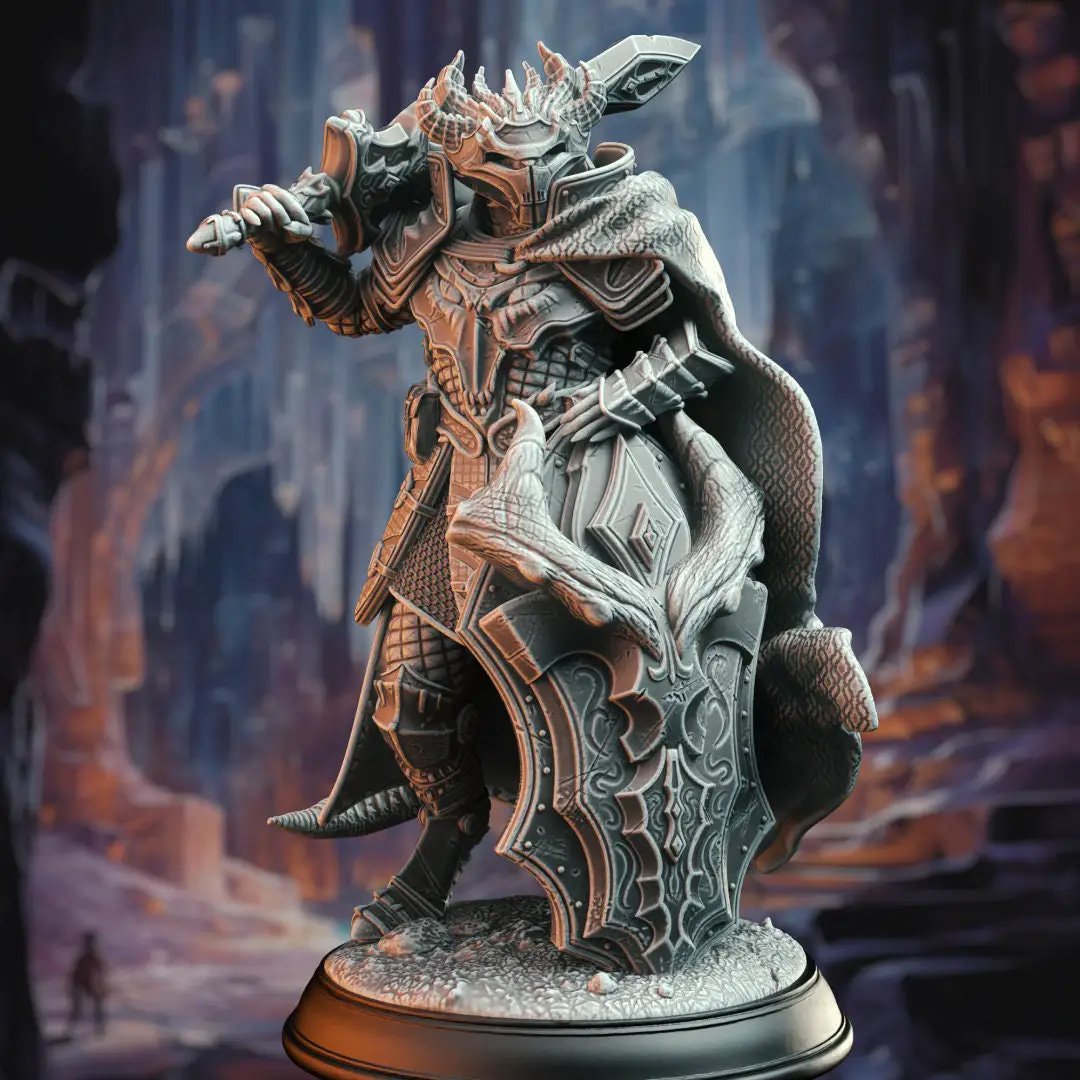 3D printed Dragonborn Commander model by Last Hope Miniatures, detailed fantasy figure from DM Stash collection.