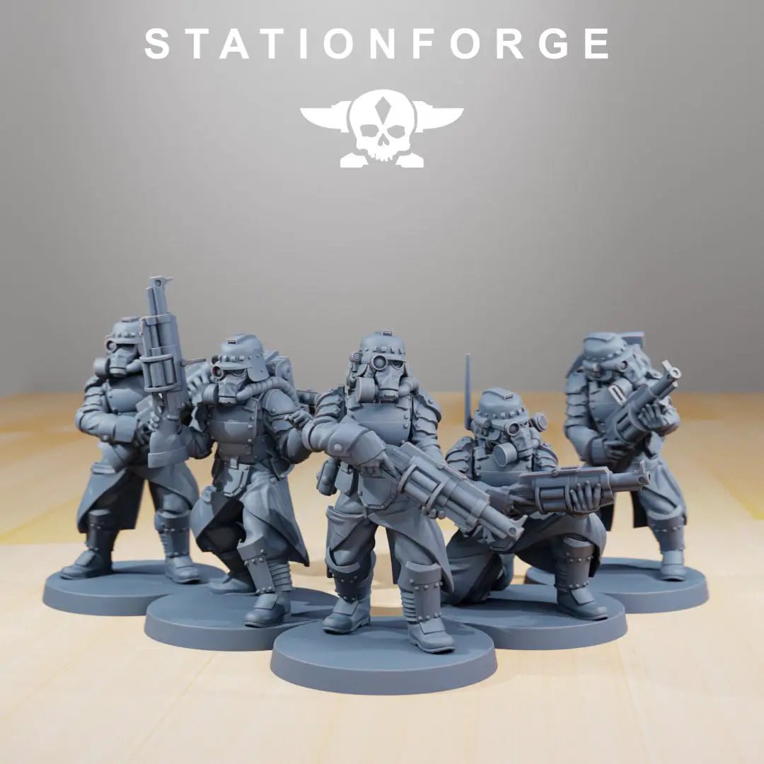 Three 3D printed GrimGuard Tinkers models by Last Hope Miniatures, featuring detailed steampunk-inspired mechanical designs.