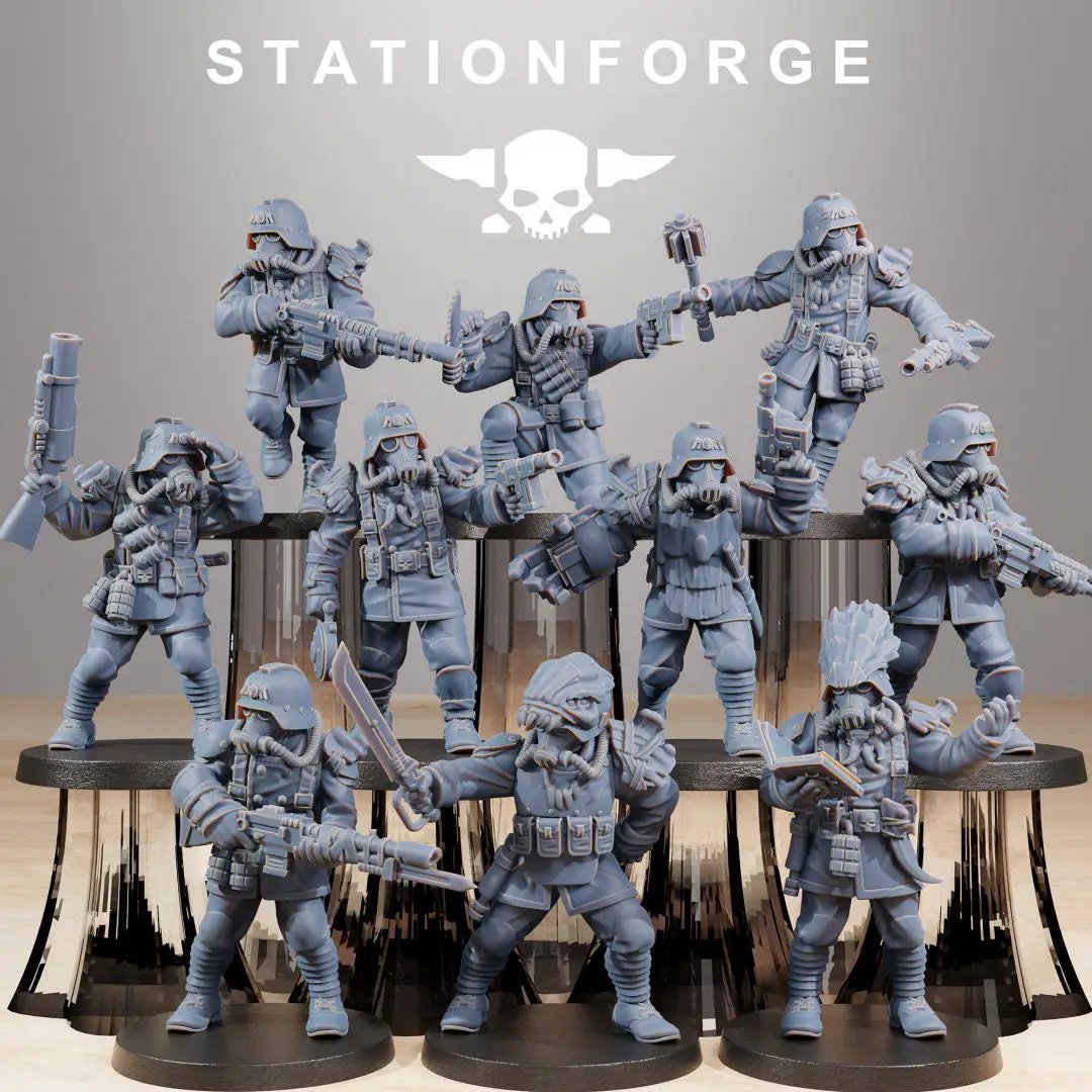 3D printed GrimGuard Xenarid Hunters model by StationForge Miniatures, showcasing detailed insectoid alien figures with intricate armor.