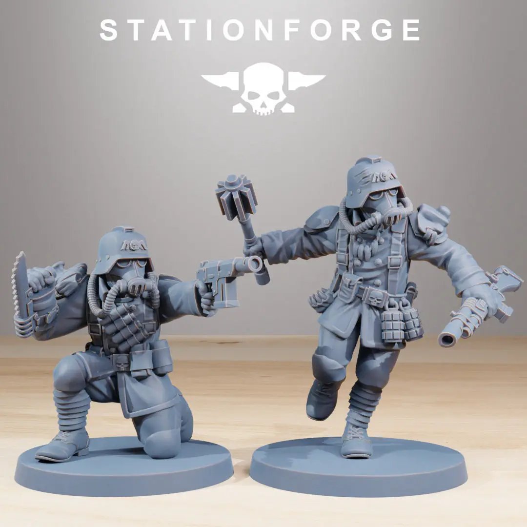 Detailed 3D printed GrimGuard Xenarid Hunters model by StationForge Miniatures, part of Last Hope Miniatures collection.