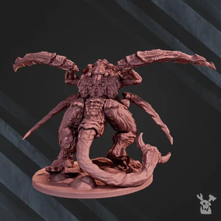 3D printed Hive King model by Last Hope Miniatures, detailed creature with intricate design, perfect for tabletop gaming and display.