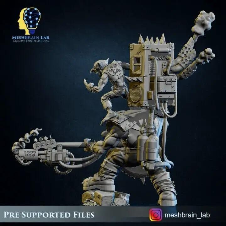 3D printed Ork Warboss Jarriz "The Beast" model by Last Hope Miniatures, detailed green Ork figure with armor and weaponry.
