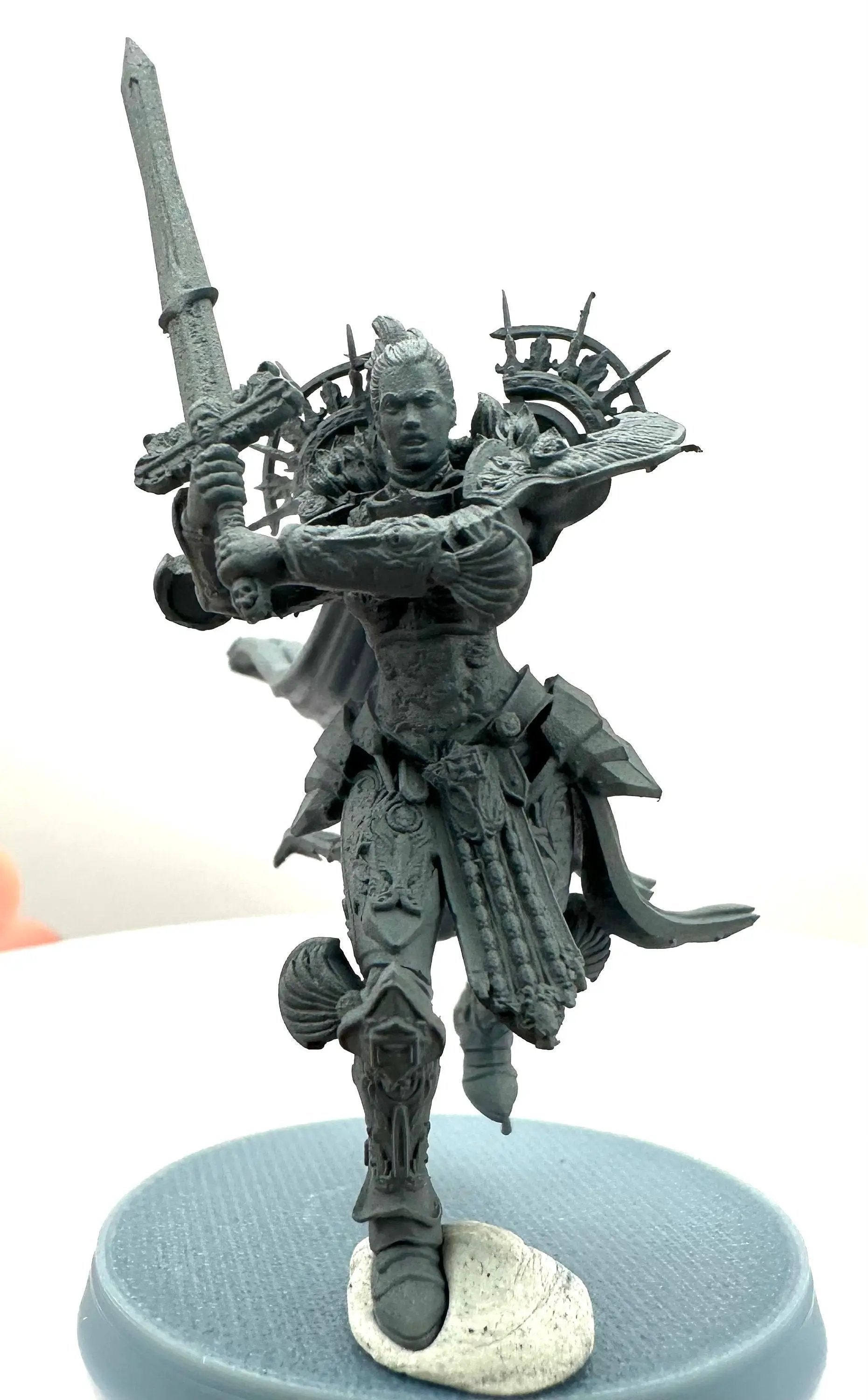 3D printed Angry Paladin model by Last Hope Miniatures, featuring detailed armor and fierce expression, crafted by 3DArtGuy Miniatures.