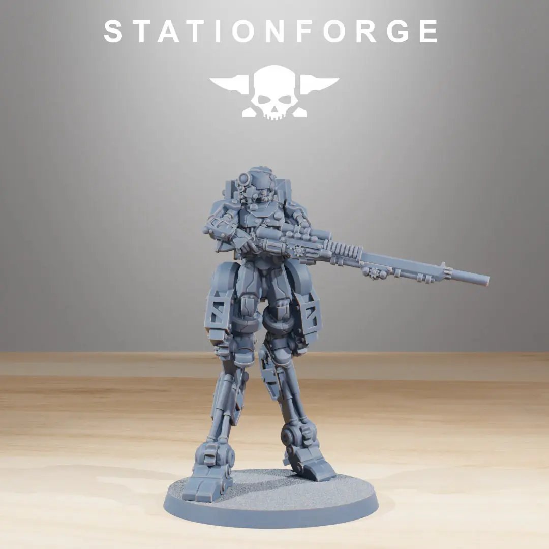 Five 3D printed Scavenger Wayfarers miniatures by Last Hope Miniatures, detailed sci-fi figures from StationForge.