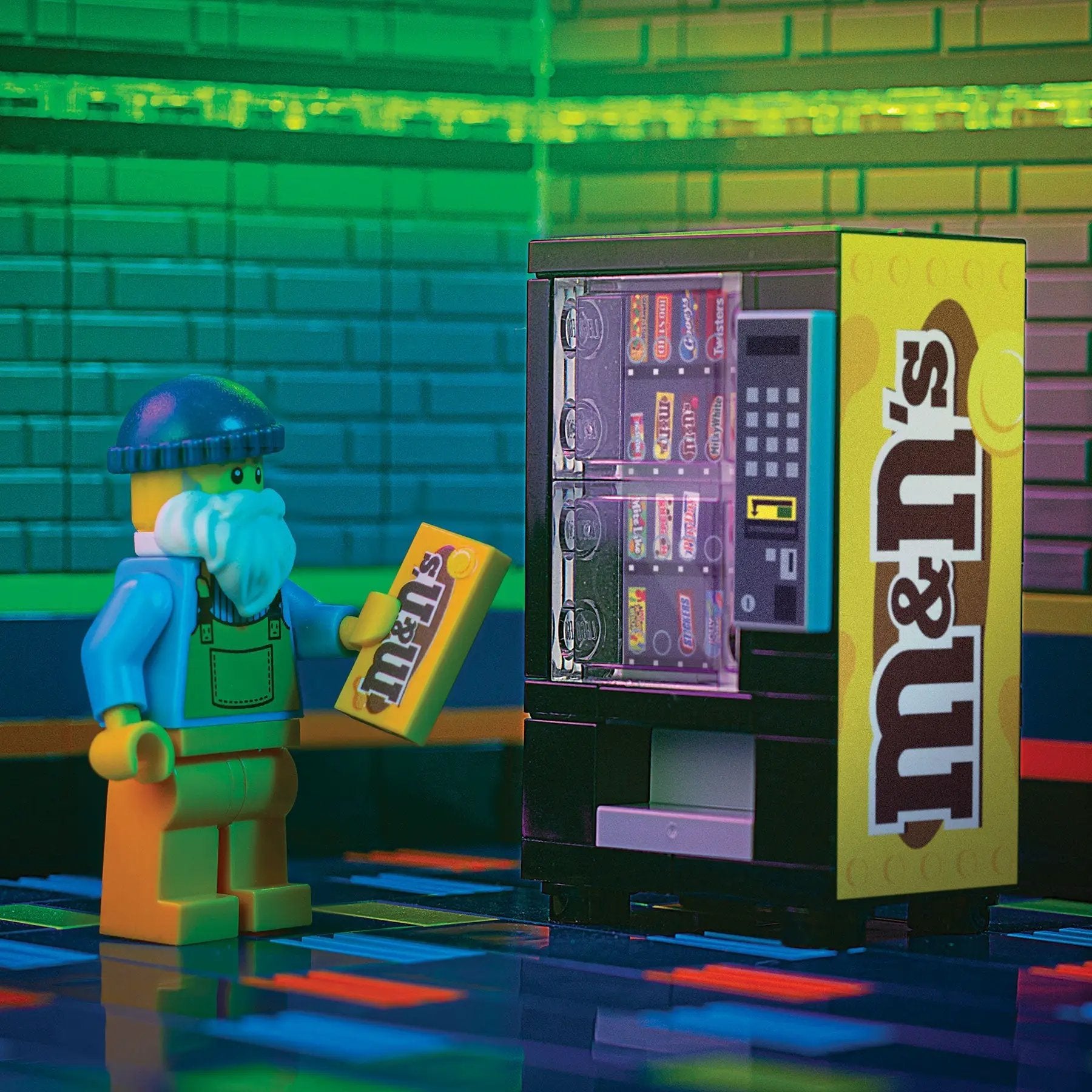 M&Ns (Peanut) Candy Vending Machine made using LEGO parts - B3 Customs by B3 Customs