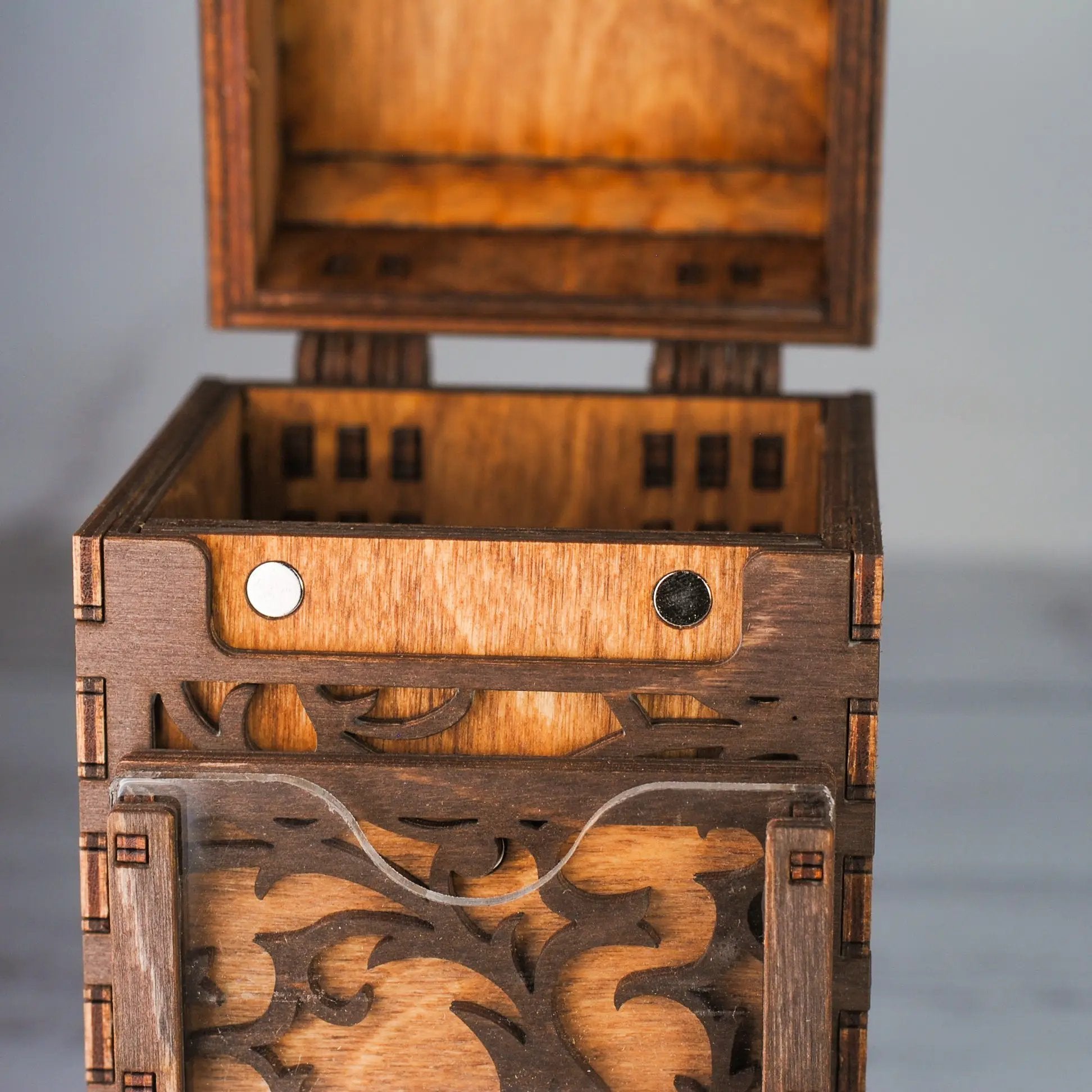 Black Talon & Claw Commander Deck Box with secure lid and card storage for tabletop gaming.